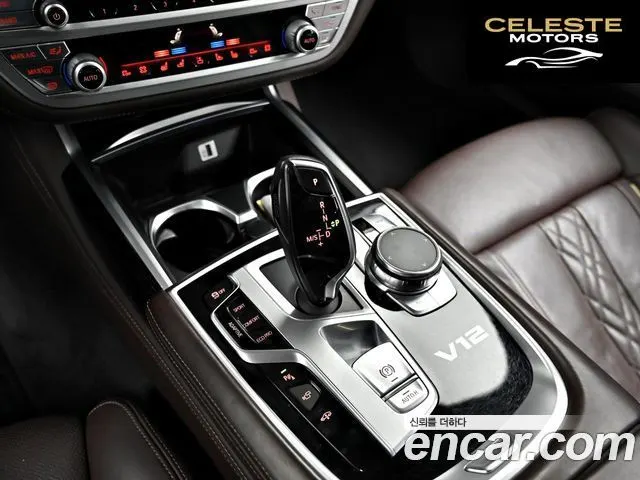 BMW Série 7 (G11) M760Li xDrive 2017 — photo 9 sur 26