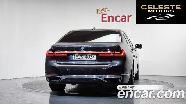 BMW Série 7 (G11) 730d xDrive Design Pure Excellence 2021 — photo 4 sur 20