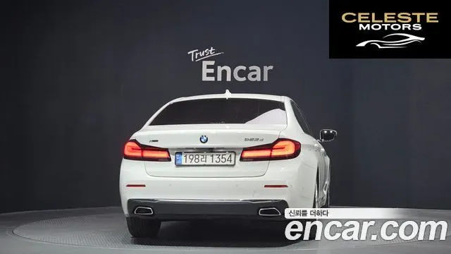 BMW Série 5 (G30) 523d xDrive Luxury 2021 — photo 4 sur 20