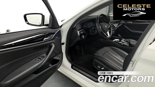 BMW Série 5 (G30) 520i Luxury 2018 — photo 10 sur 26
