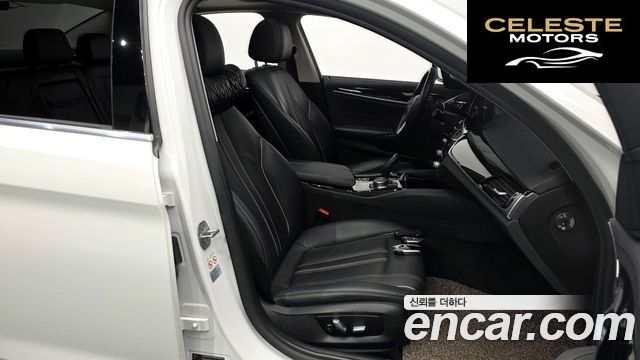 BMW Série 5 (G30) 520i Luxury 2018 — photo 11 sur 26