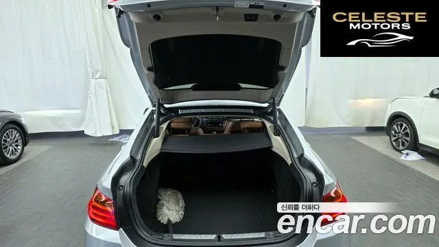 BMW Série 4 (F32) 420i Luxury Gran Coupé 2016 — photo 19 sur 26