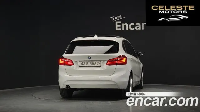 BMW Série 2 Active Tourer (F45) Luxury 2015 — photo 4 sur 20