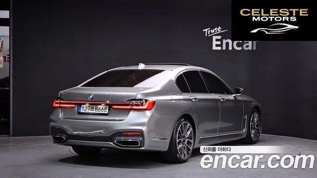 BMW Série 7 (G11) 740i M Sport 2021 — photo 2 sur 20