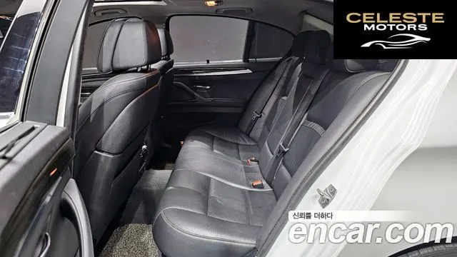 BMW Série 5 (F10) 528i Luxury Plus 2016 — photo 12 sur 26