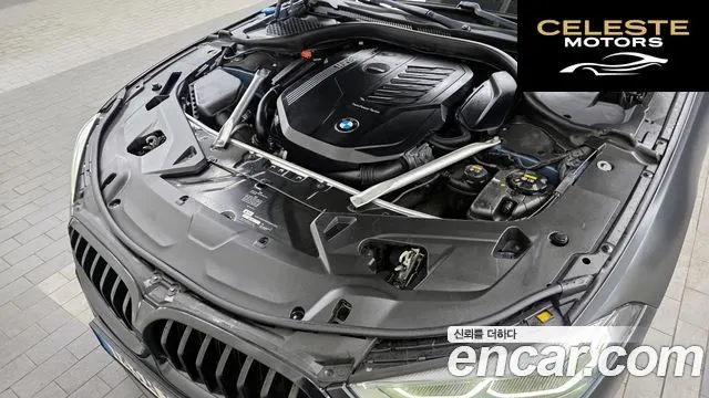 BMW Série 8 (G15) 840i xDrive M Sport Gran Coupé 2020 — photo 6 sur 26