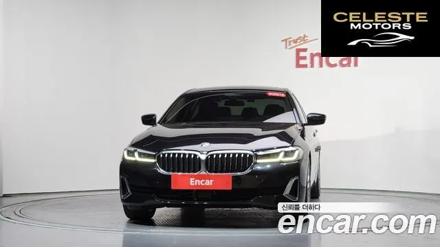 BMW Série 5 (G30) 530i Luxury 2021 — photo 3 sur 26