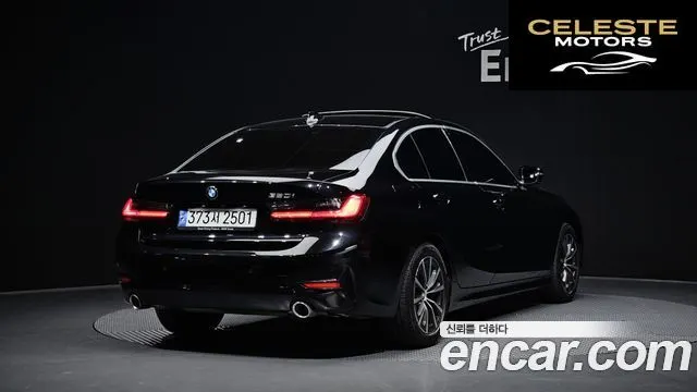 BMW Série 3 (G20) 320i 2021 — photo 2 sur 20
