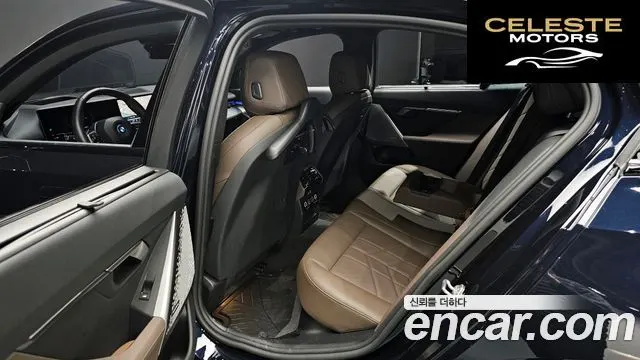 BMW i5 (G60) eDrive 40 M Sport 2025 — photo 12 sur 20