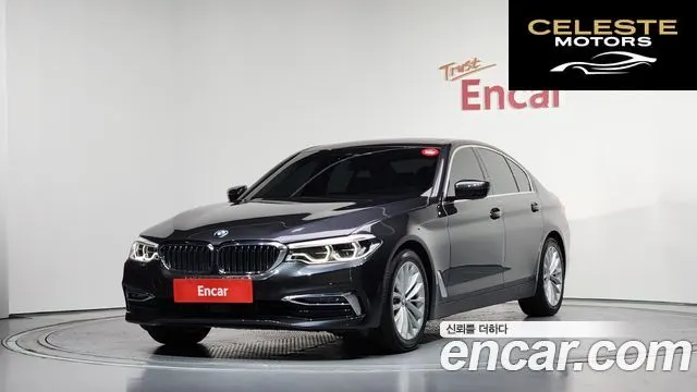 BMW Série 5 (G30) 530i xDrive Luxury Plus 2019 — photo 1 sur 27