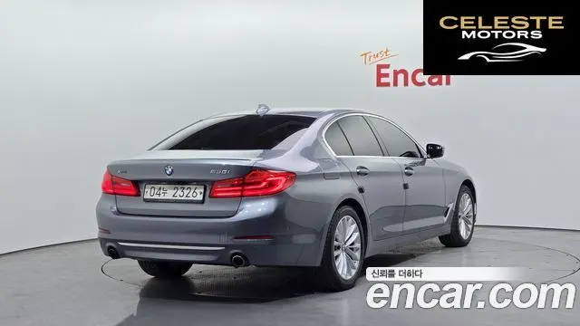 BMW Série 5 (G30) 530i xDrive Luxury Plus 2019 — photo 2 sur 20