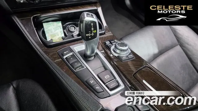 BMW Série 5 (F10) 525d xDrive 2013 — photo 9 sur 20