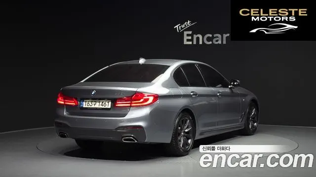 BMW Série 5 (G30) 530i M Sport 2017 — photo 2 sur 20
