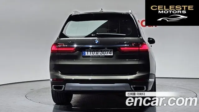 BMW X7 (G07) xDrive 40i Design Pure Excellence 6 places 2022 — photo 4 sur 20