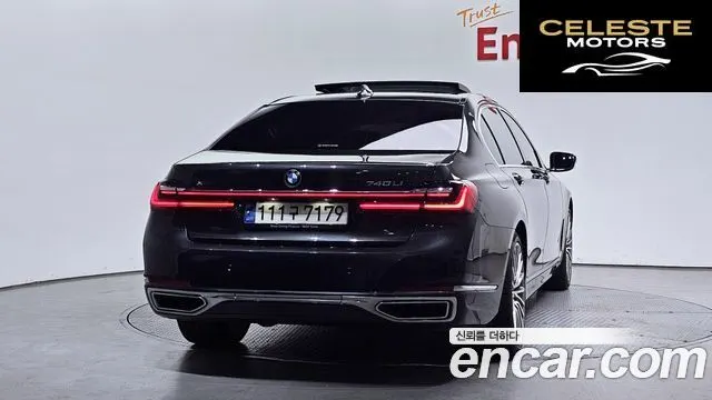 BMW Série 7 (G11) 740Li xDrive Design Pure Excellence 2021 — photo 4 sur 20