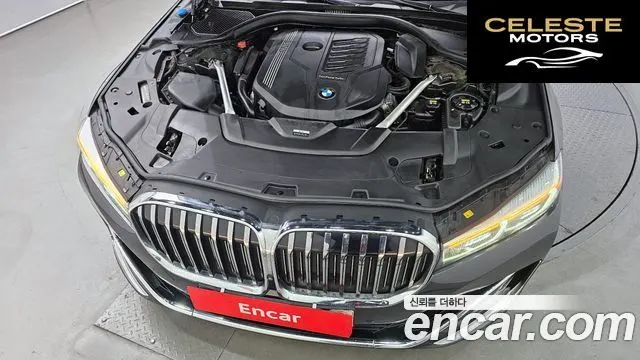BMW Série 7 (G11) 740Li xDrive Design Pure Excellence 2021 — photo 6 sur 20