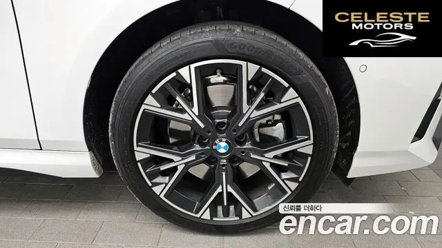 BMW Série 1 (F70) 120 M Sport 2025 — photo 5 sur 20