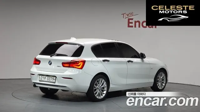 BMW Série 1 (F20) 118d Sport 5portes 2016 — photo 2 sur 20