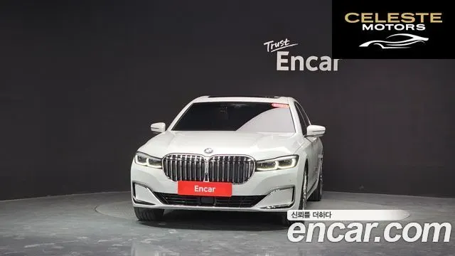 BMW Série 7 (G11) 740Li xDrive Design Pure Excellence 2021 — photo 2 sur 26