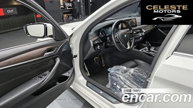 BMW Série 5 (G30) 530i xDrive M Sport Plus 2018 — photo 11 sur 20
