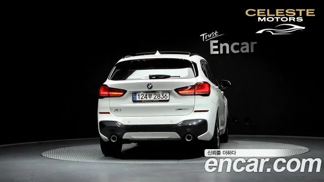 BMW X1 (F48) xDrive 20i M Sport 2022 — photo 4 sur 20