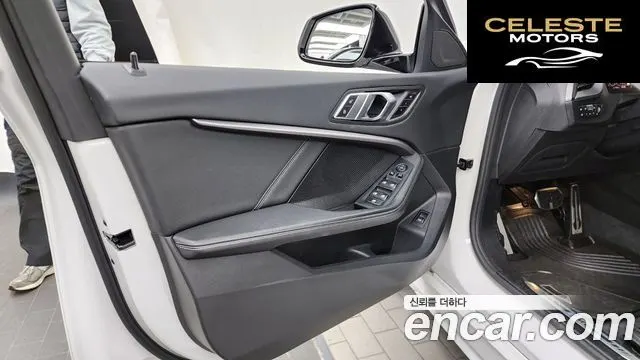 BMW Série 1 (F40) 120i M Sport 2022 — photo 14 sur 34