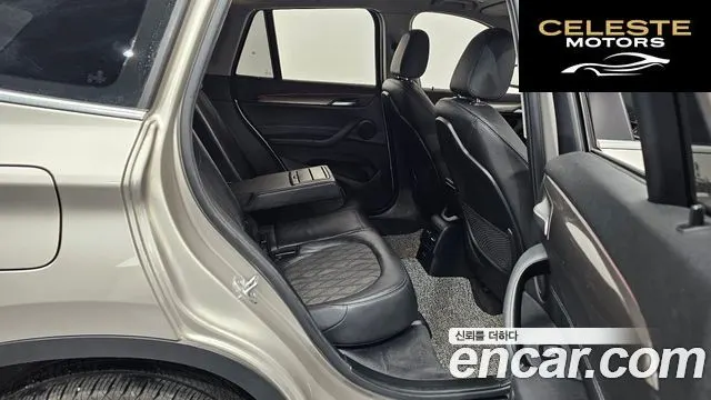 BMW X1 (F48) xDrive 20i xLine 2021 — photo 18 sur 46