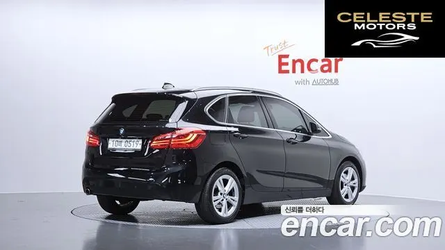BMW Série 2 Active Tourer (F45) Joy 2016 — photo 2 sur 20