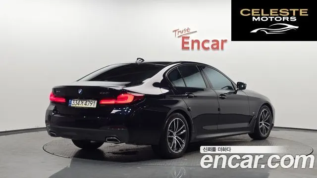 BMW Série 5 (G30) 520i M Sport 2023 — photo 1 sur 34