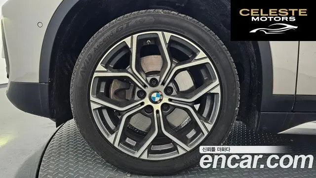 BMW X1 (F48) xDrive 20i xLine 2021 — photo 7 sur 46