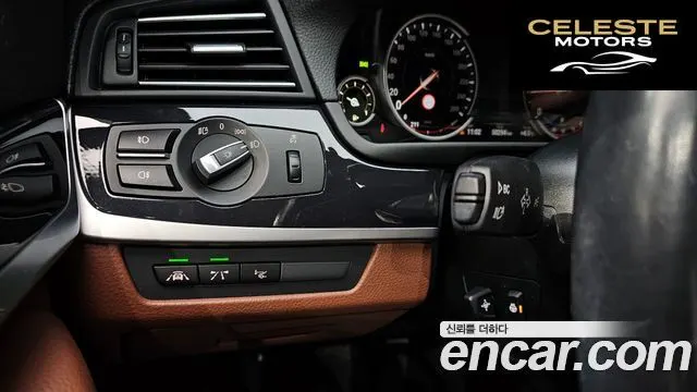 BMW Série 5 (F10) 520d xDrive M Aéro Dynamic 2016 — photo 16 sur 20