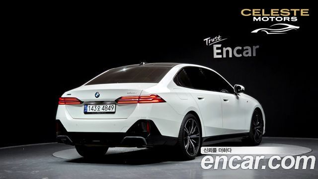 BMW Série 5 (G60) 530i xDrive M Sport 2024 — photo 2 sur 20