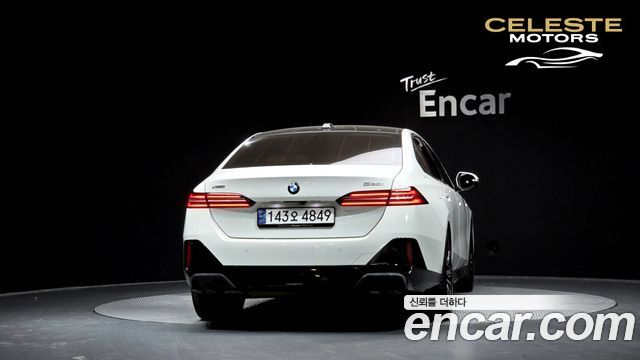 BMW Série 5 (G60) 530i xDrive M Sport 2024 — photo 4 sur 20