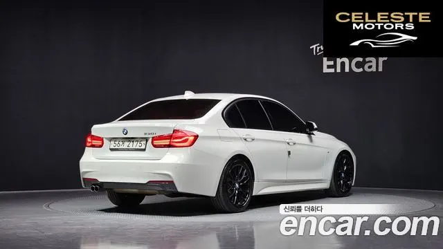 BMW Série 3 (F30) 330i M Sport 2017 — photo 2 sur 32