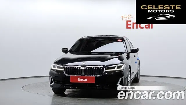 BMW Série 5 (G30) 530i xDrive Luxury 2022 — photo 2 sur 36