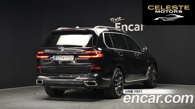 BMW X7 (G07) xDrive 40i M Sport 6 places 2025 — photo 2 sur 36