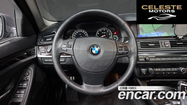 BMW Série 5 (F10) 528i xDrive 2013 — photo 13 sur 20
