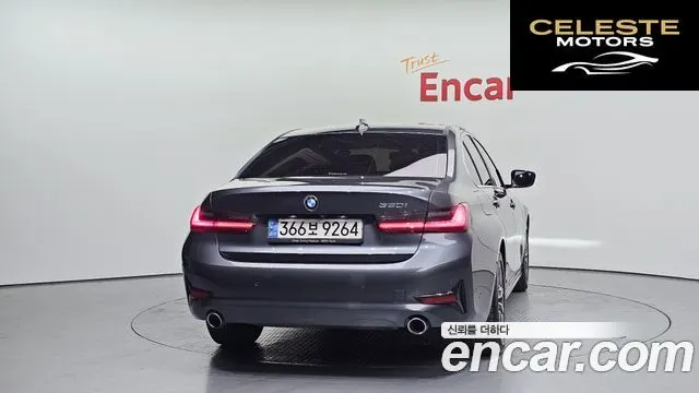 BMW Série 3 (G20) 320i 2021 — photo 4 sur 20