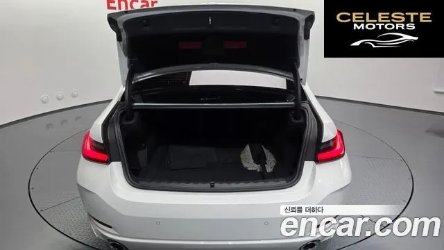 BMW Série 3 (G20) 320i 2024 — photo 26 sur 32