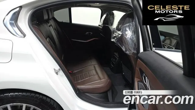 BMW Série 3 (G20) 320i Luxury 2022 — photo 18 sur 33
