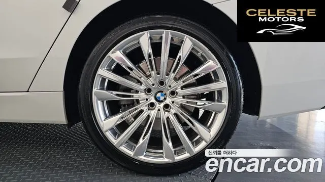 BMW Série 6 GT (G32) 640i xDrive Luxury 2018 — photo 7 sur 39