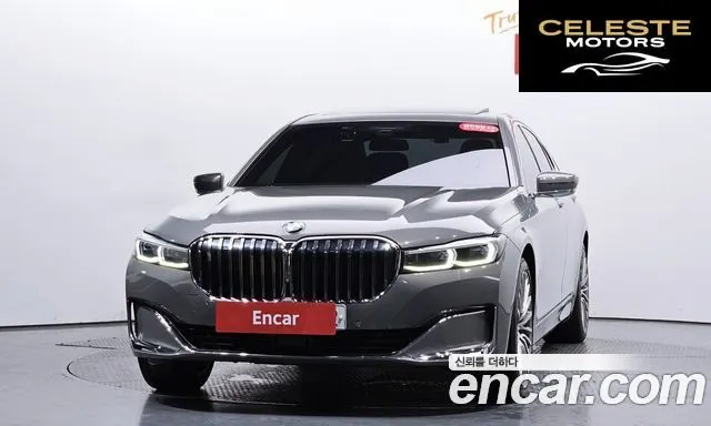 BMW Série 7 (G11) 730d xDrive Design Pure Excellence 2020 — photo 2 sur 36