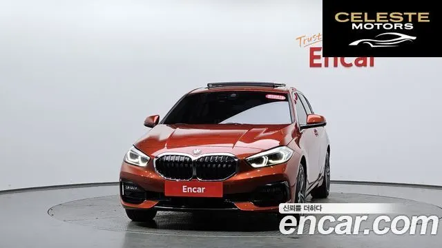 BMW Série 1 (F40) 118d Sport 2021 — photo 2 sur 35
