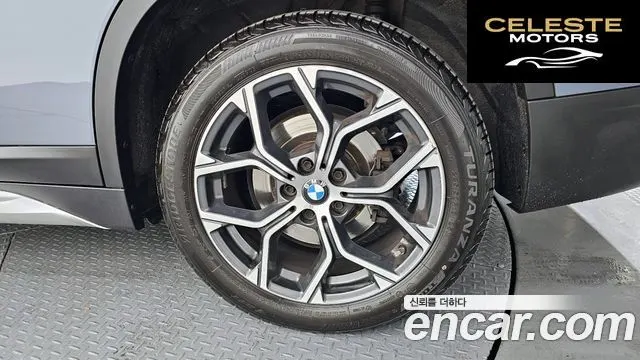 BMW X1 (F48) xDrive 20i xLine 2022 — photo 7 sur 33