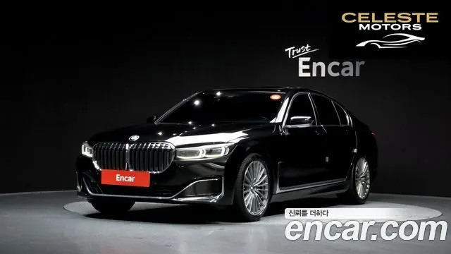 BMW Série 7 (G11) 740i Design Pure Excellence 2022 — photo 36 sur 37
