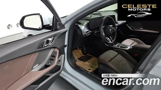 BMW Série 1 (F70) 120 M Sport 2025 — photo 12 sur 32