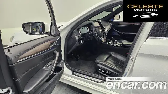 BMW Série 5 (G30) 530i M Sport Plus 2018 — photo 13 sur 32