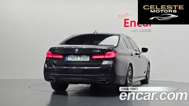 BMW Série 5 (G30) 523d xDrive M Sport 2021 — photo 4 sur 32