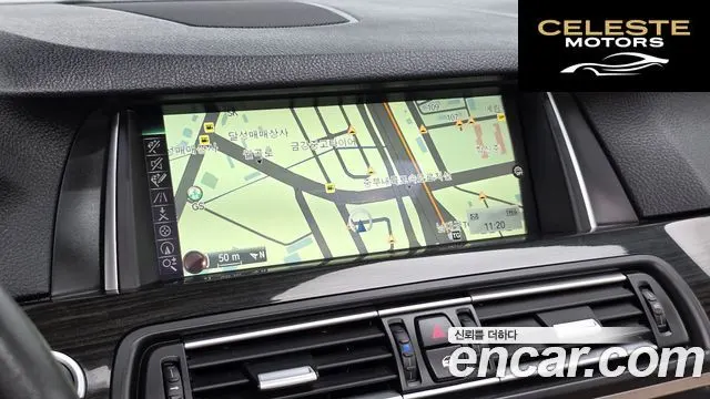BMW Série 5 (F10) 528i xDrive Luxury Plus 2016 — photo 12 sur 25