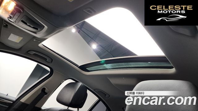 BMW Série 5 (F10) 528i 2012 — photo 19 sur 26